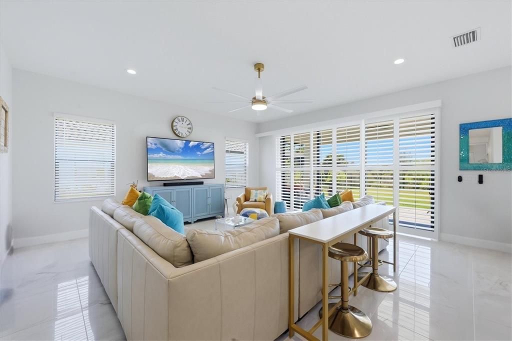 Active With Contract: $699,900 (4 beds, 3 baths, 3009 Square Feet)