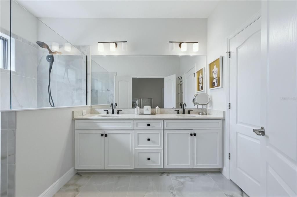 Active With Contract: $699,900 (4 beds, 3 baths, 3009 Square Feet)