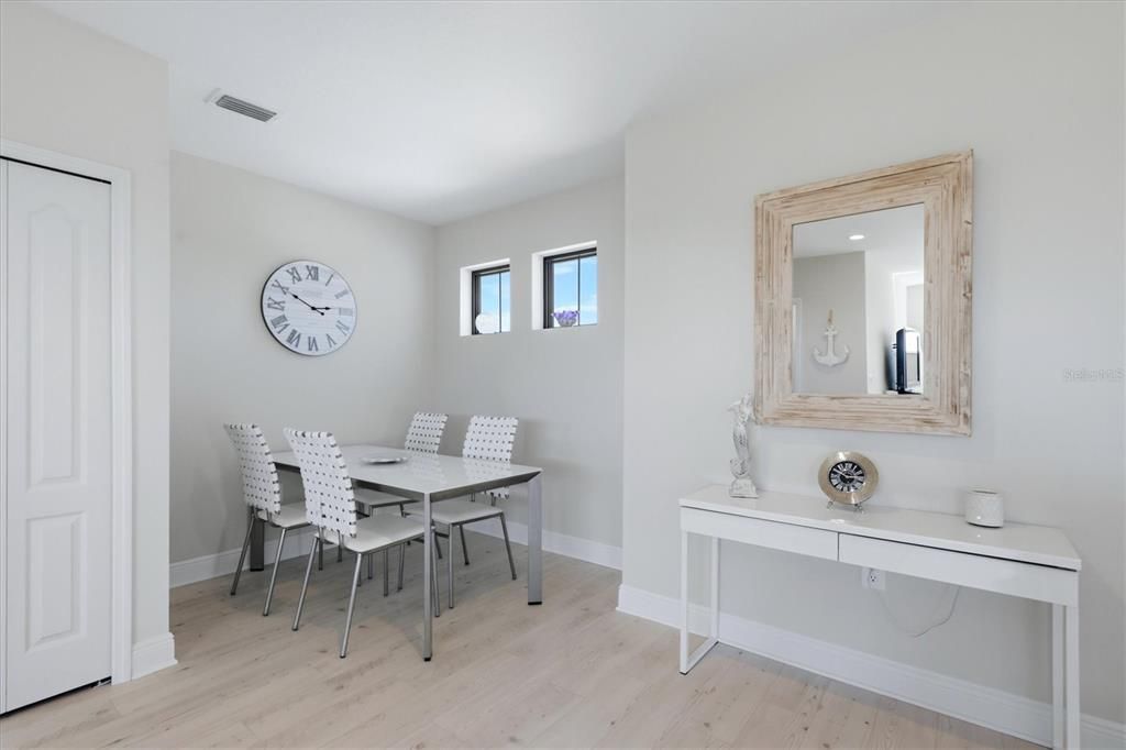 Active With Contract: $699,900 (4 beds, 3 baths, 3009 Square Feet)