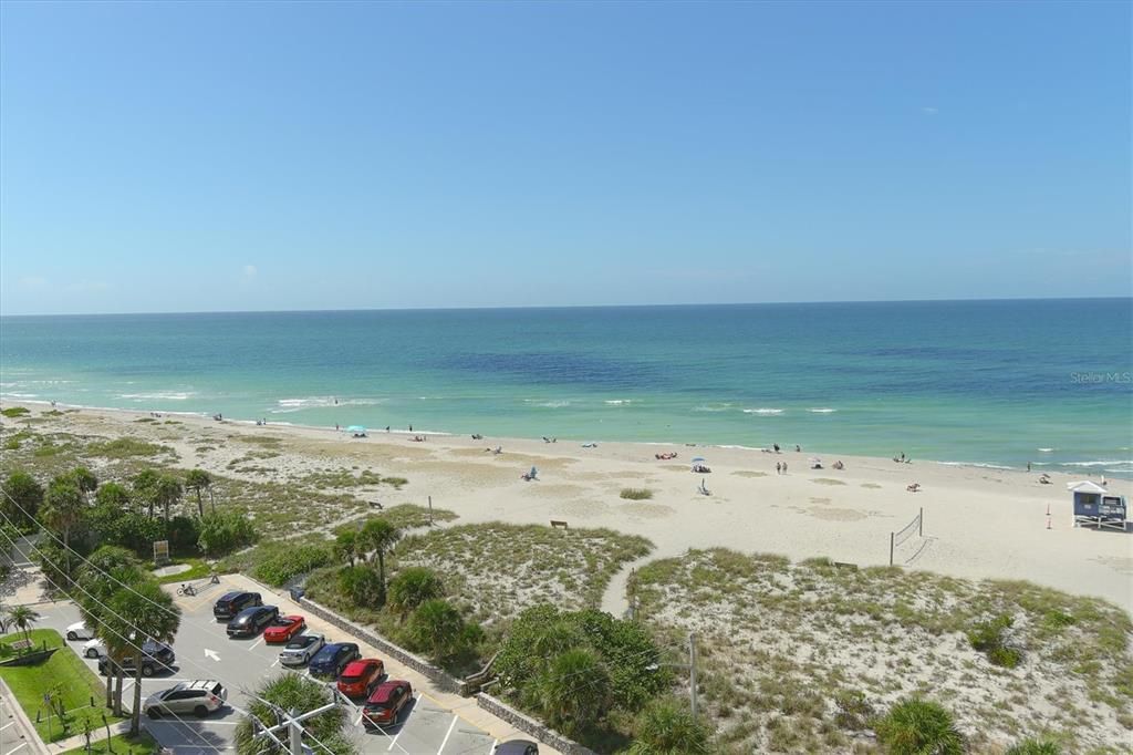 Active With Contract: $699,900 (4 beds, 3 baths, 3009 Square Feet)