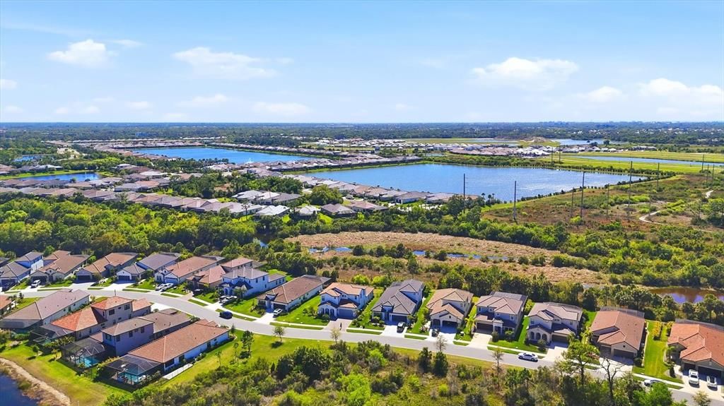 Active With Contract: $699,900 (4 beds, 3 baths, 3009 Square Feet)