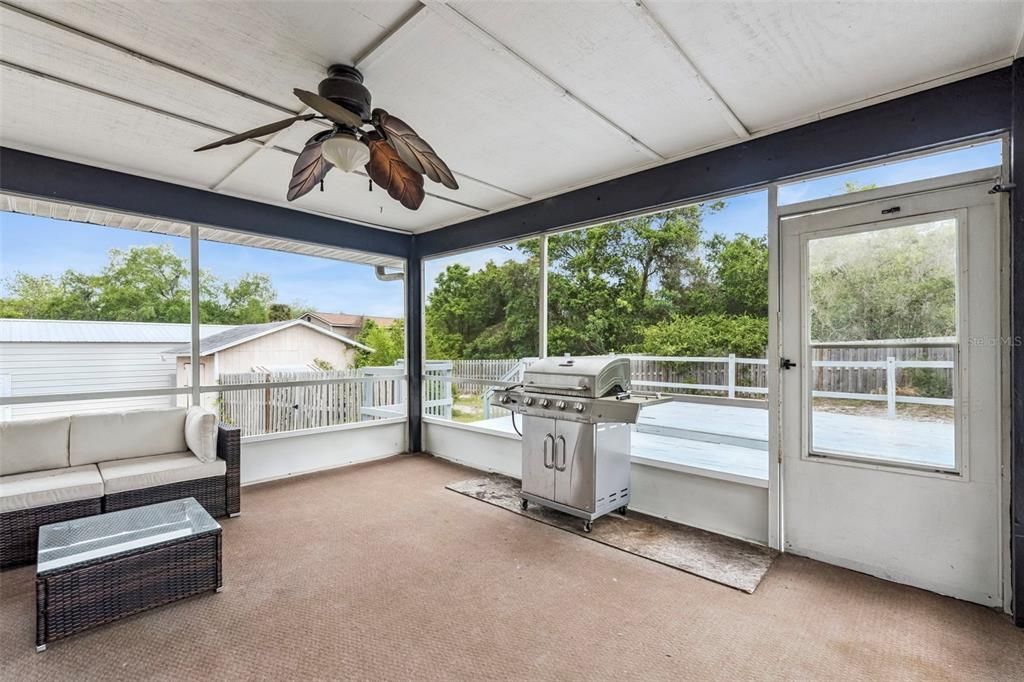 Activo con contrato: $479,900 (3 camas, 2 baños, 2446 Pies cuadrados)