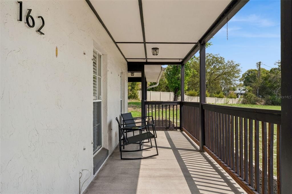 Activo con contrato: $479,900 (3 camas, 2 baños, 2446 Pies cuadrados)