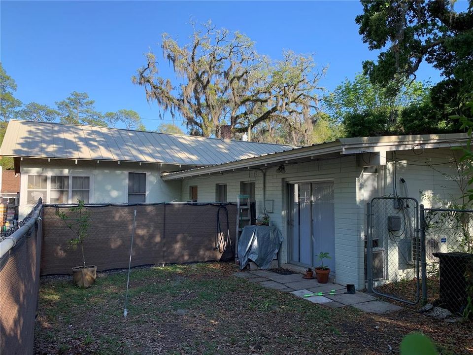 En Venta: $379,000 (3 camas, 2 baños, 1945 Pies cuadrados)