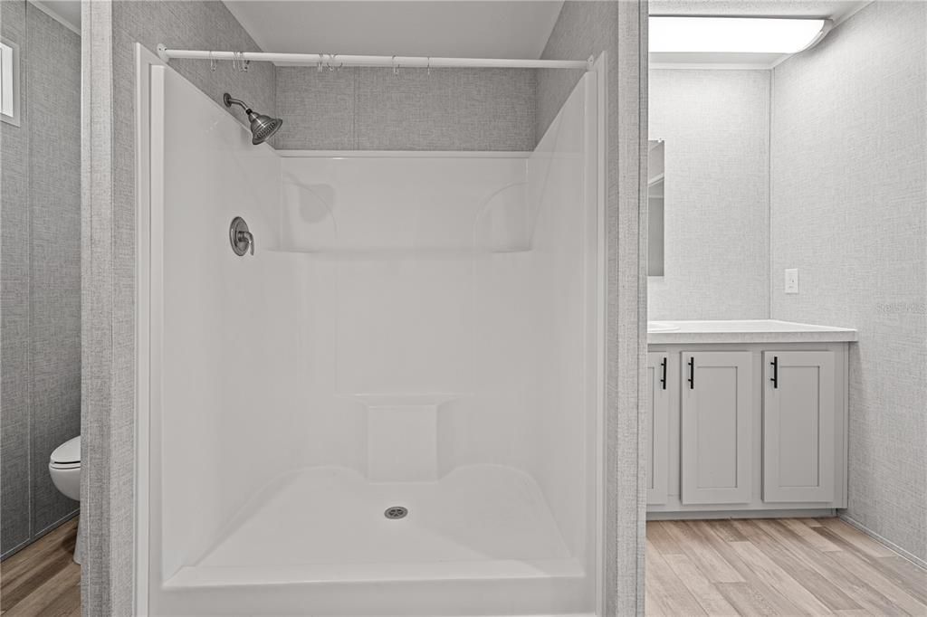 For Sale: $225,000 (4 beds, 2 baths, 1620 Square Feet)