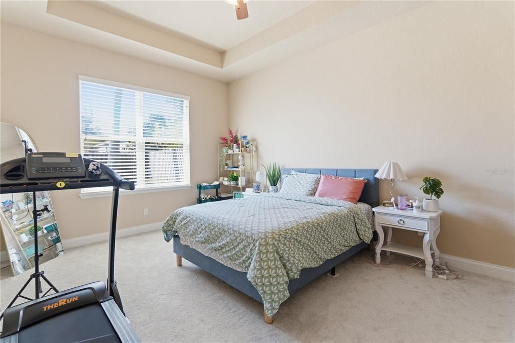 For Sale: $454,500 (4 beds, 2 baths, 2015 Square Feet)