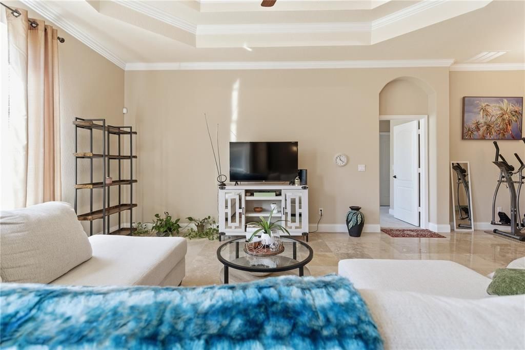 For Sale: $454,500 (4 beds, 2 baths, 2015 Square Feet)