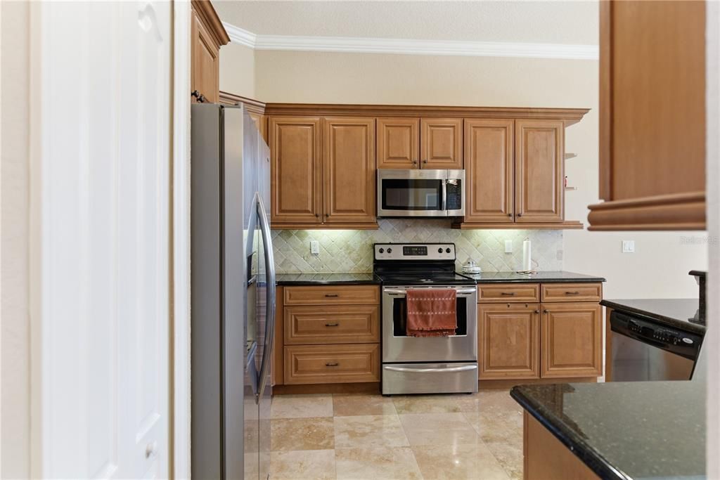 For Sale: $454,500 (4 beds, 2 baths, 2015 Square Feet)