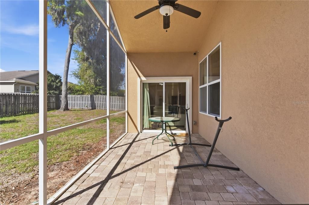 For Sale: $454,500 (4 beds, 2 baths, 2015 Square Feet)