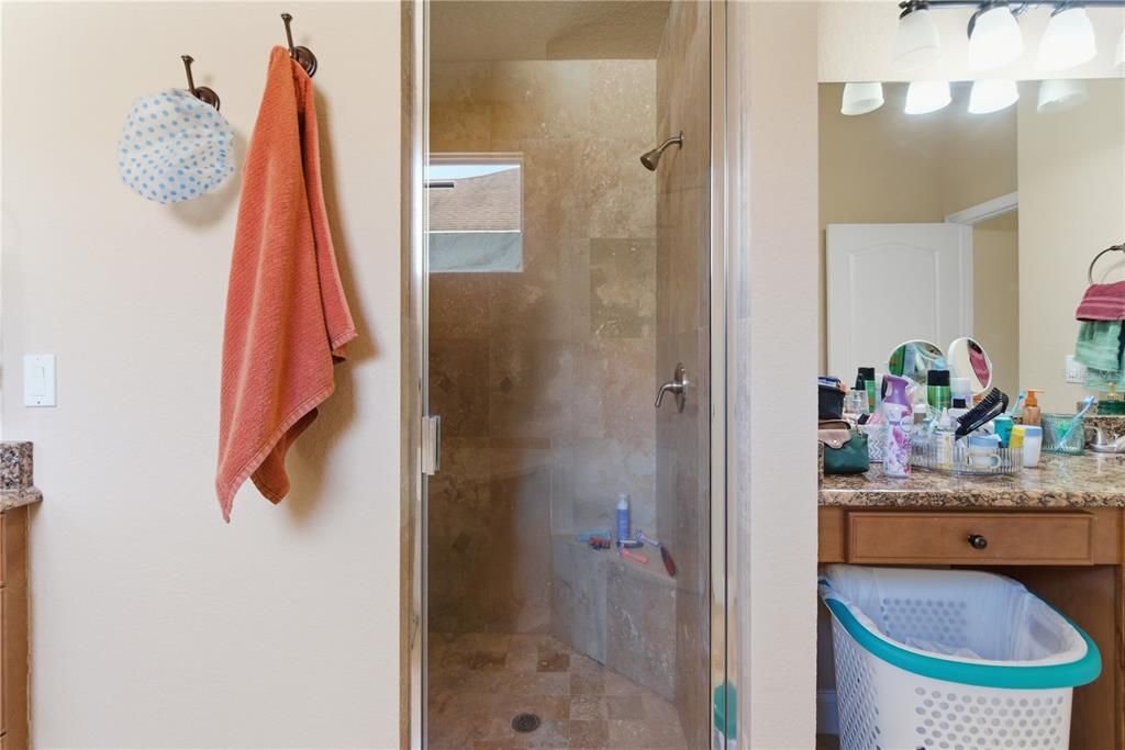 For Sale: $454,500 (4 beds, 2 baths, 2015 Square Feet)