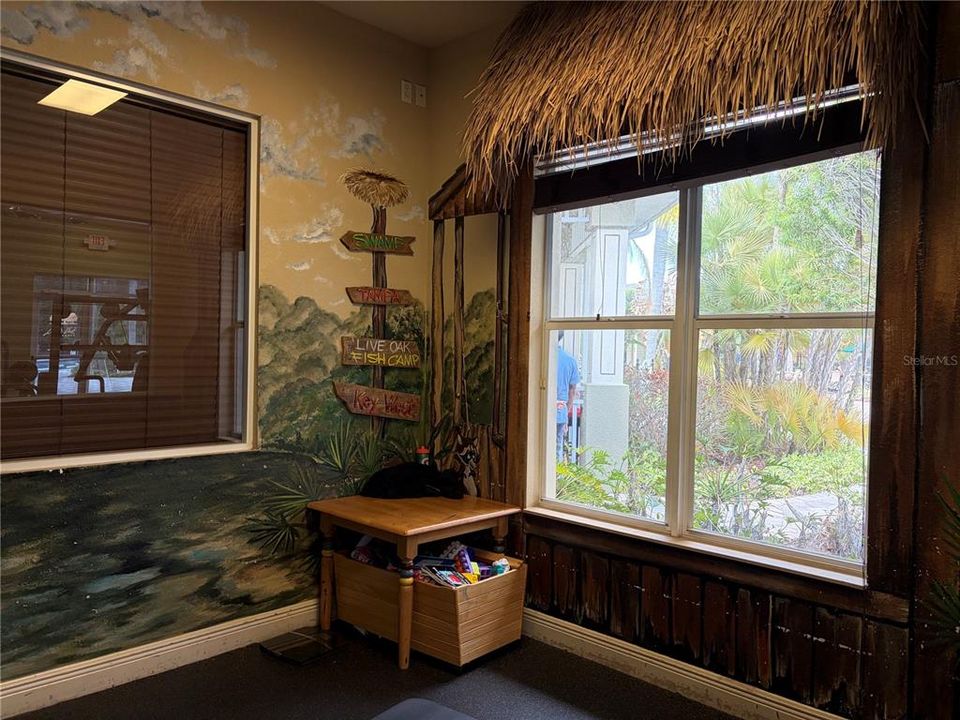 For Sale: $200,000 (3 beds, 2 baths, 1455 Square Feet)