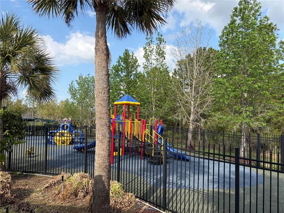 For Sale: $200,000 (3 beds, 2 baths, 1455 Square Feet)