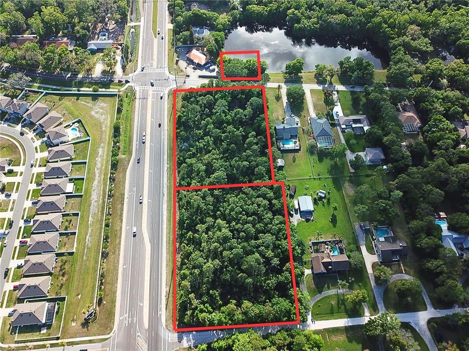 На продажу: $1,650,000 (11.62 acres)