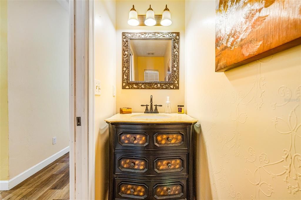 En Venta: $240,000 (2 camas, 2 baños, 1447 Pies cuadrados)