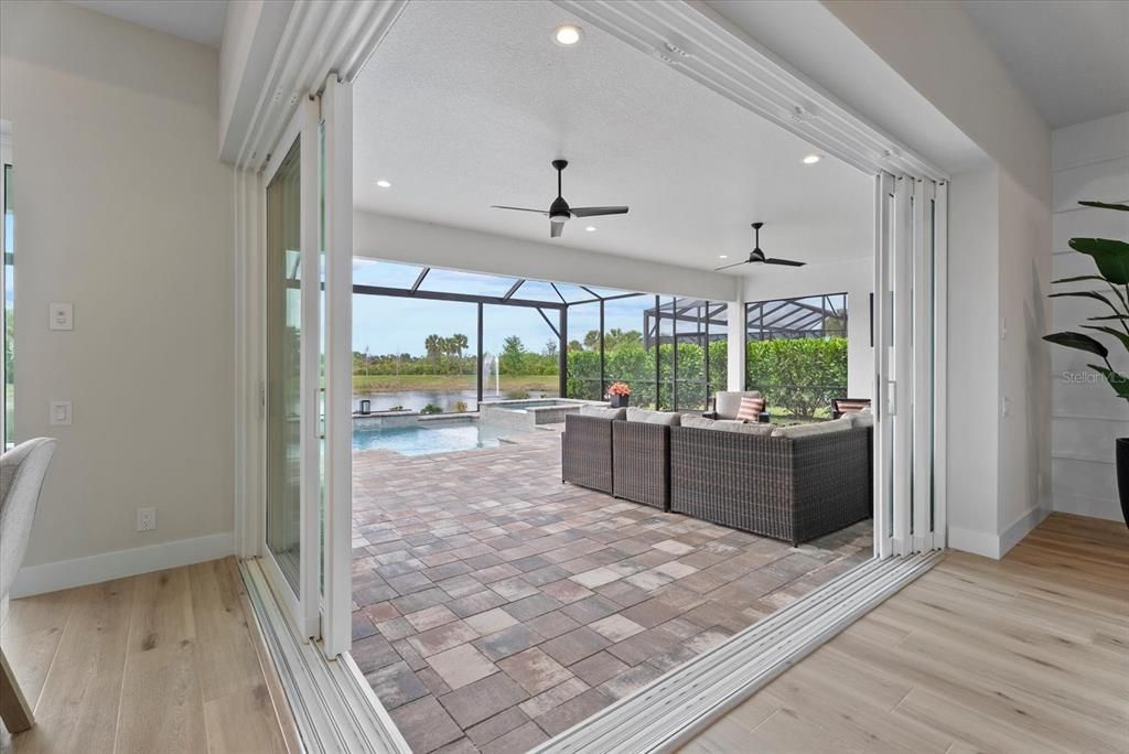 For Sale: $1,575,000 (4 beds, 3 baths, 2940 Square Feet)