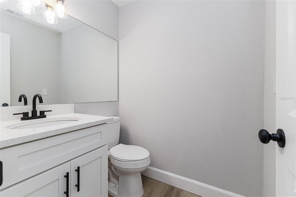For Sale: $274,950 (3 beds, 1 baths, 1336 Square Feet)
