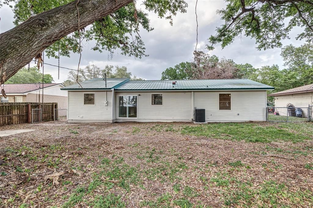 For Sale: $274,950 (3 beds, 1 baths, 1336 Square Feet)