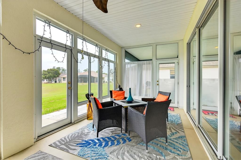 For Sale: $379,000 (2 beds, 2 baths, 1870 Square Feet)