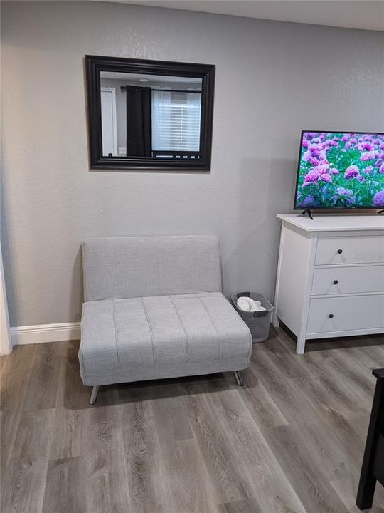 В аренду: $1,279 (0 спален, 1 ванн, 350 Квадратных фут)