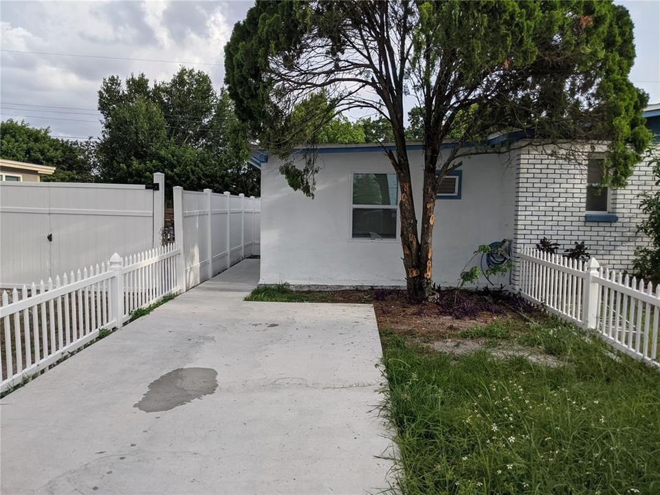 В аренду: $1,279 (0 спален, 1 ванн, 350 Квадратных фут)