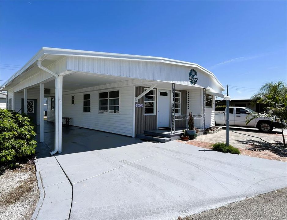 Activo con contrato: $149,000 (2 camas, 2 baños, 906 Pies cuadrados)