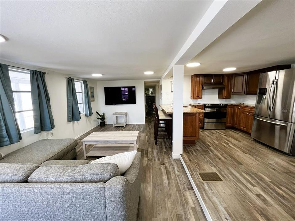 Activo con contrato: $149,000 (2 camas, 2 baños, 906 Pies cuadrados)