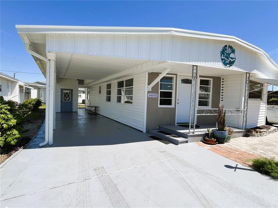 Activo con contrato: $149,000 (2 camas, 2 baños, 906 Pies cuadrados)