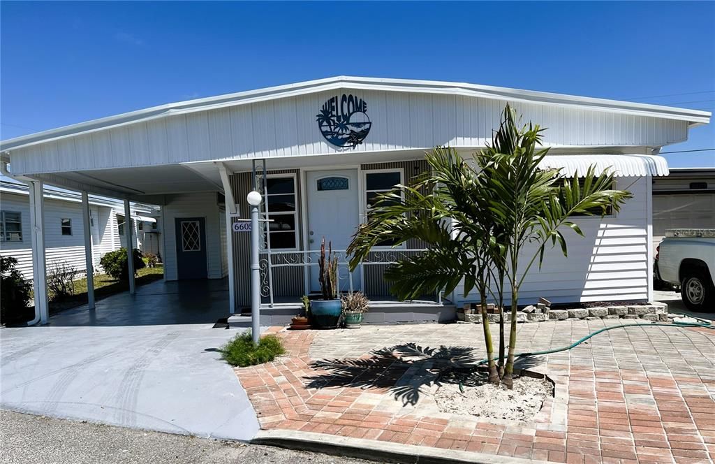 Activo con contrato: $149,000 (2 camas, 2 baños, 906 Pies cuadrados)