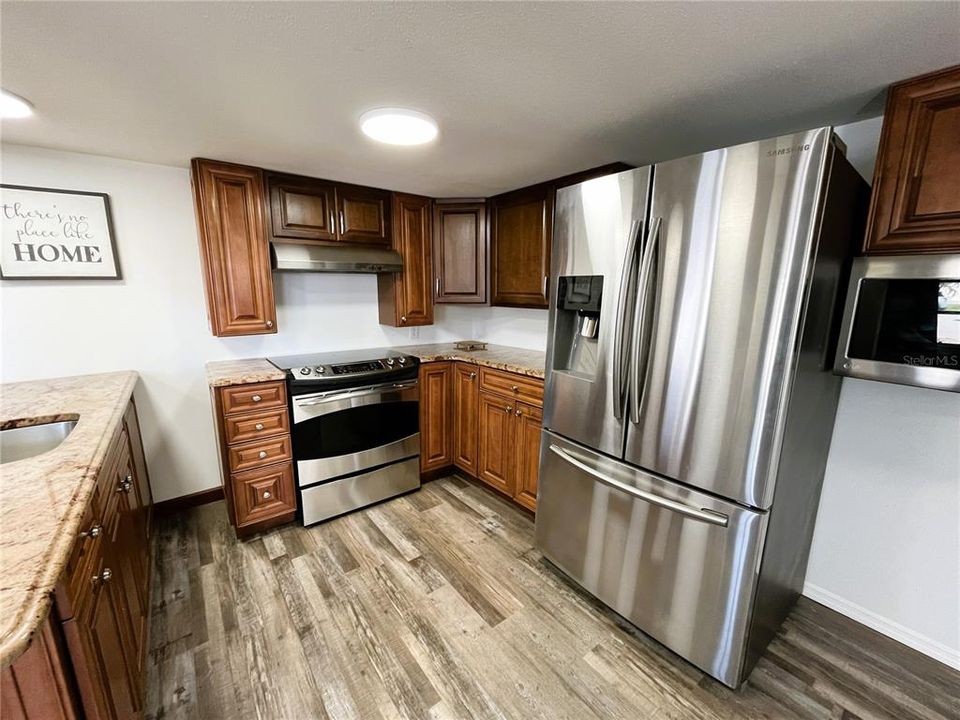 Activo con contrato: $149,000 (2 camas, 2 baños, 906 Pies cuadrados)