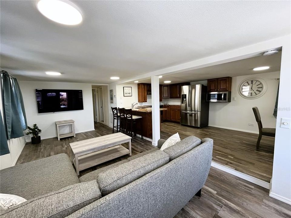 Activo con contrato: $149,000 (2 camas, 2 baños, 906 Pies cuadrados)