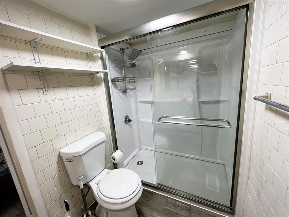 Activo con contrato: $149,000 (2 camas, 2 baños, 906 Pies cuadrados)