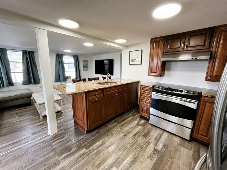 Activo con contrato: $149,000 (2 camas, 2 baños, 906 Pies cuadrados)