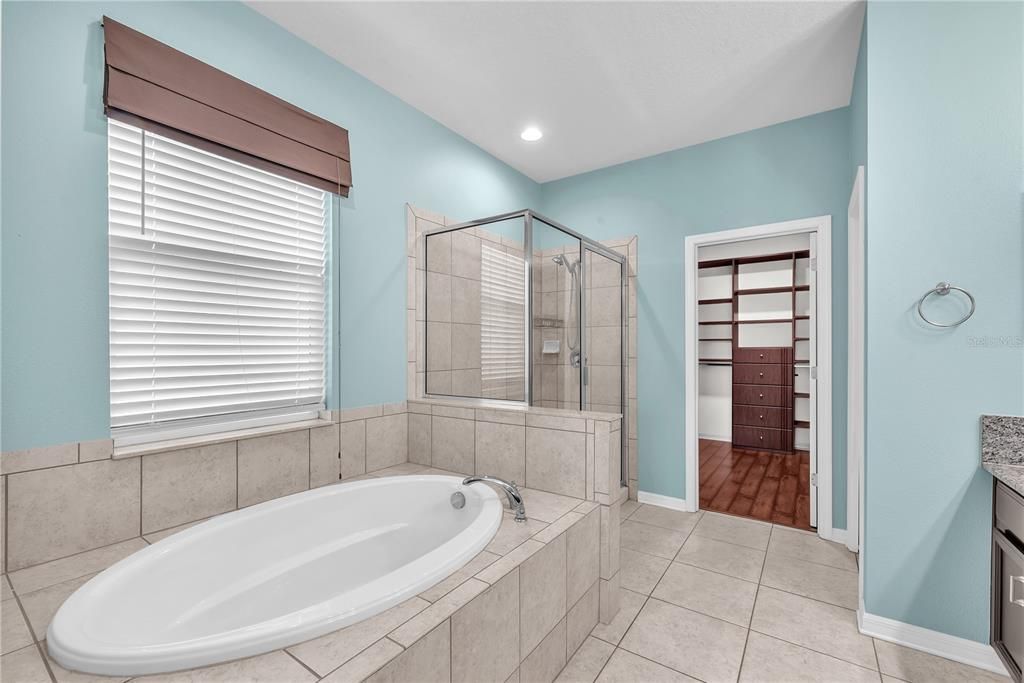 На продажу: $579,900 (4 спален, 3 ванн, 2505 Квадратных фут)