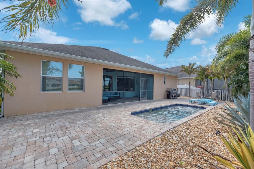 На продажу: $579,900 (4 спален, 3 ванн, 2505 Квадратных фут)