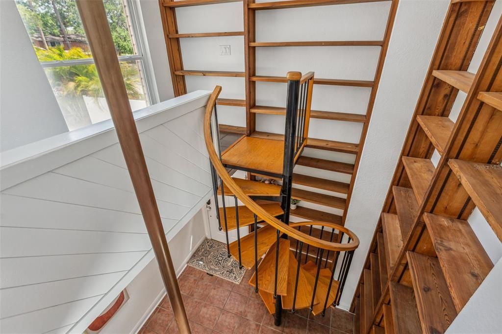На продажу: $1,450,000 (5 спален, 5 ванн, 5004 Квадратных фут)