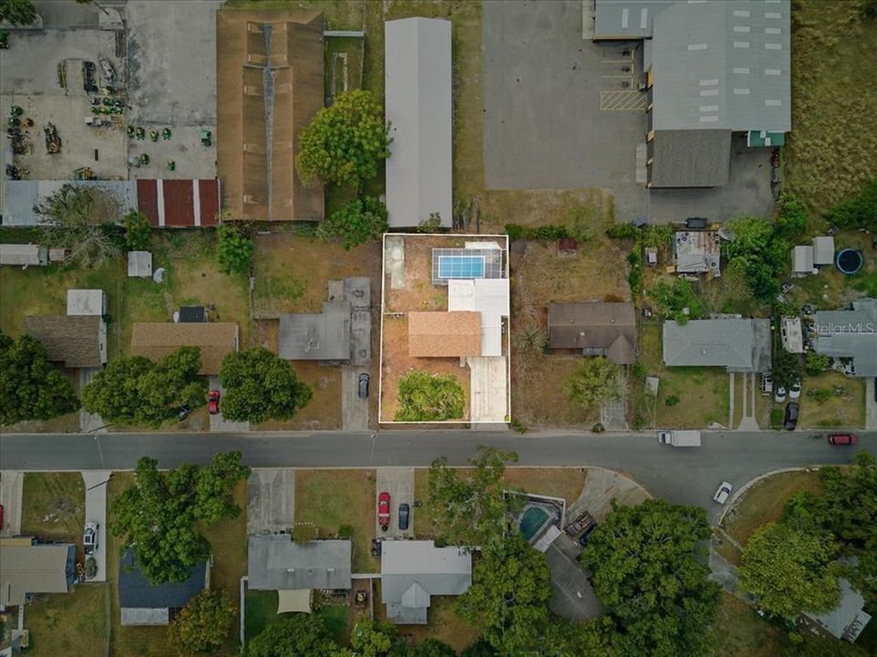 For Rent: $1,900 (3 beds, 1 baths, 1602 Square Feet)