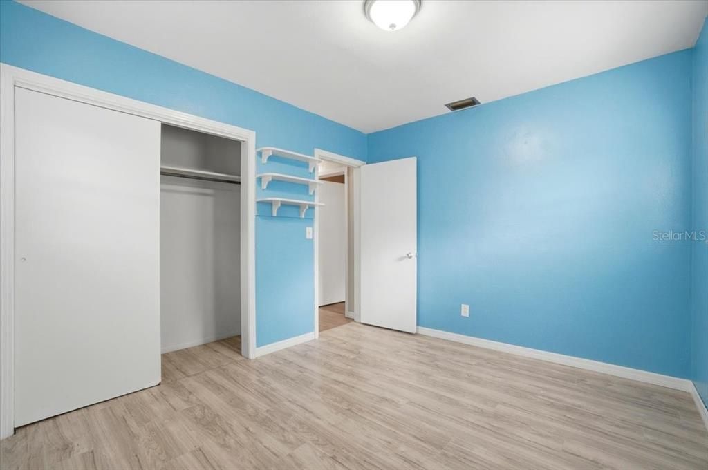 For Rent: $1,900 (3 beds, 1 baths, 1602 Square Feet)