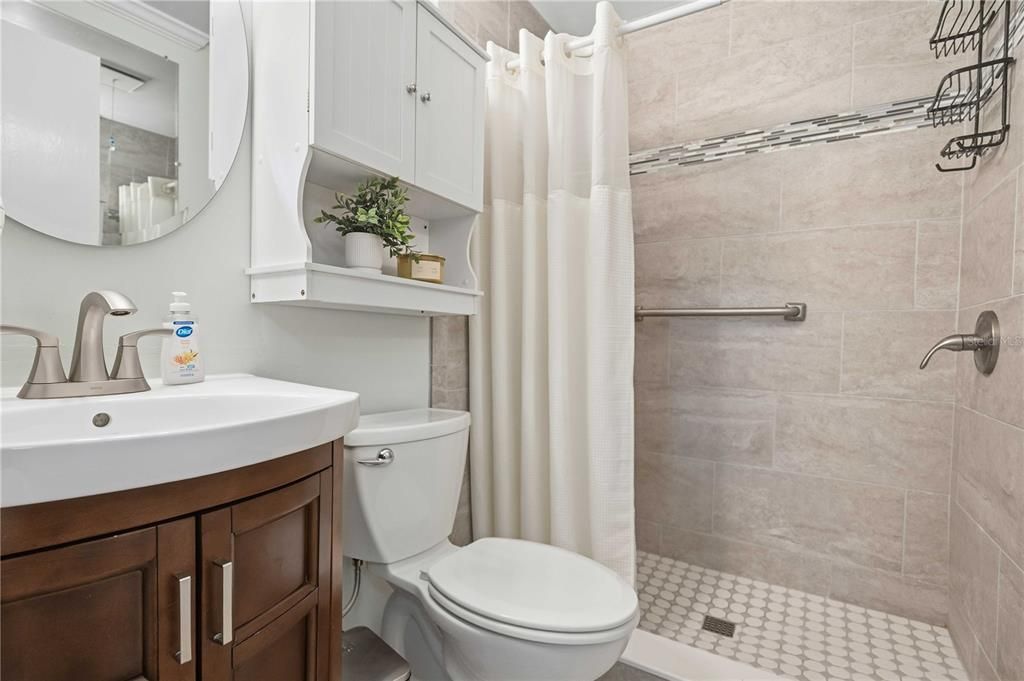 На продажу: $213,000 (2 спален, 2 ванн, 876 Квадратных фут)