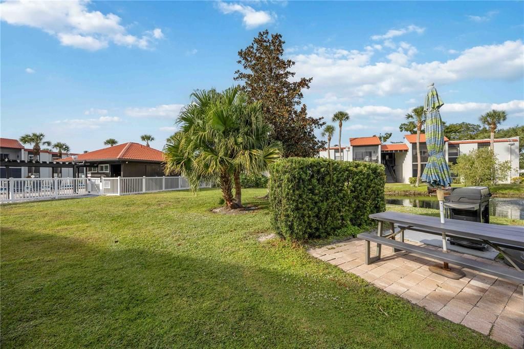 На продажу: $213,000 (2 спален, 2 ванн, 876 Квадратных фут)