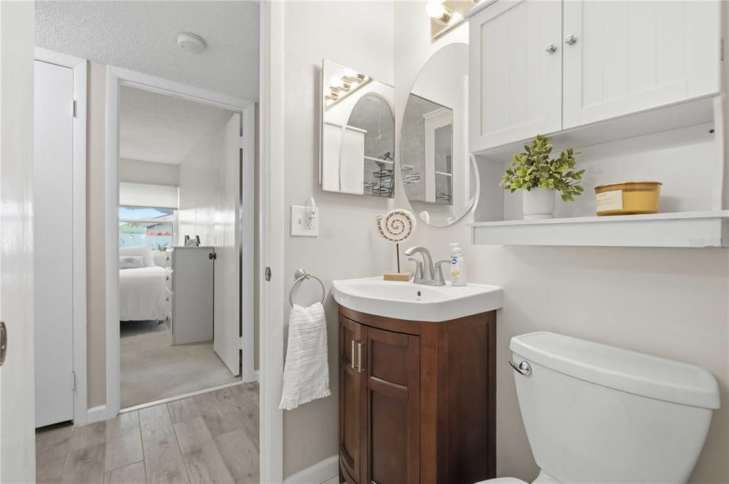 На продажу: $213,000 (2 спален, 2 ванн, 876 Квадратных фут)