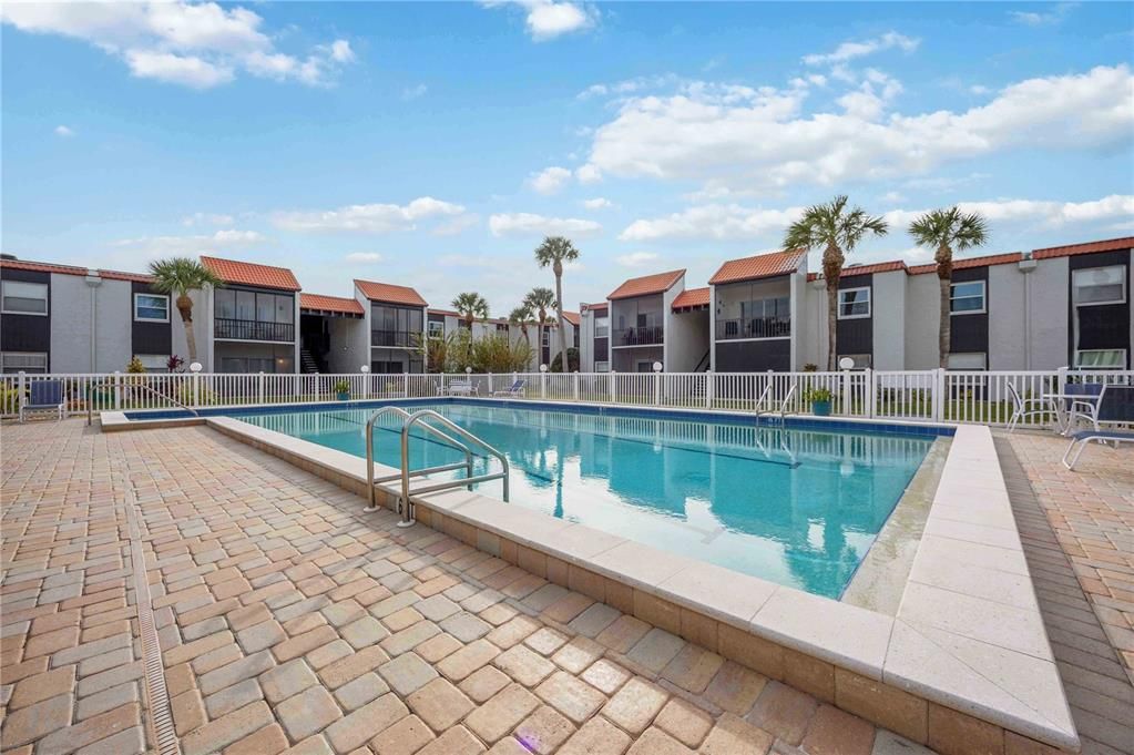 На продажу: $213,000 (2 спален, 2 ванн, 876 Квадратных фут)