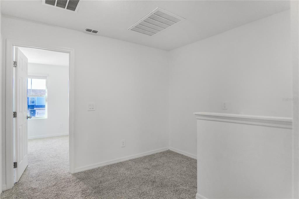 Active With Contract: $2,190 (3 beds, 2 baths, 1560 Square Feet)