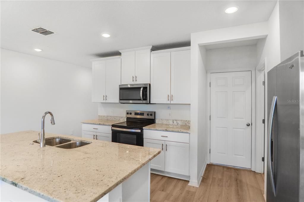 Active With Contract: $2,190 (3 beds, 2 baths, 1560 Square Feet)