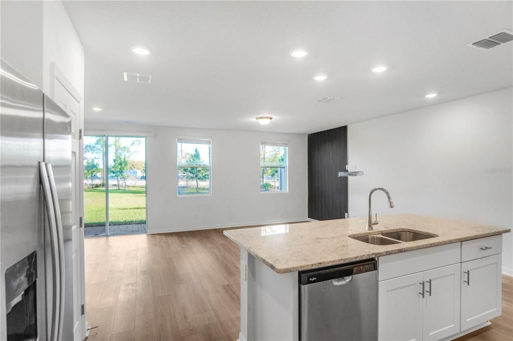Active With Contract: $2,190 (3 beds, 2 baths, 1560 Square Feet)