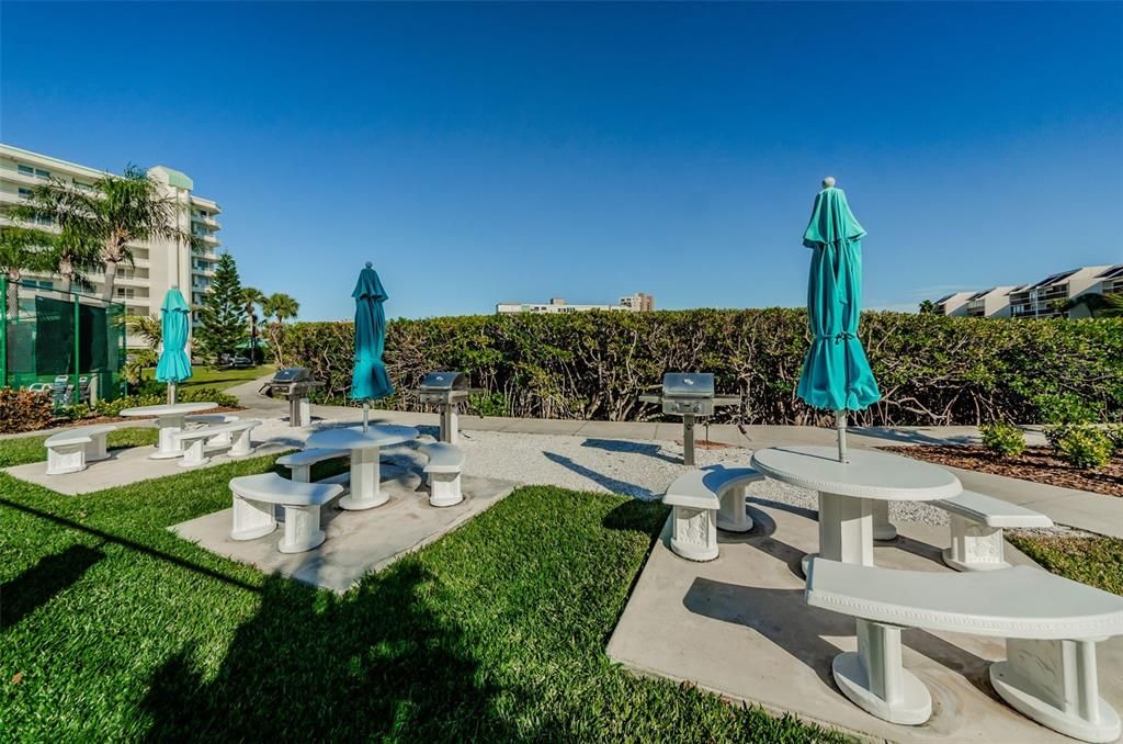 На продажу: $499,000 (2 спален, 2 ванн, 1145 Квадратных фут)