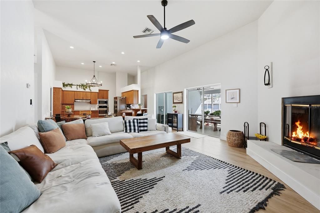 En Venta: $859,000 (6 camas, 3 baños, 2852 Pies cuadrados)