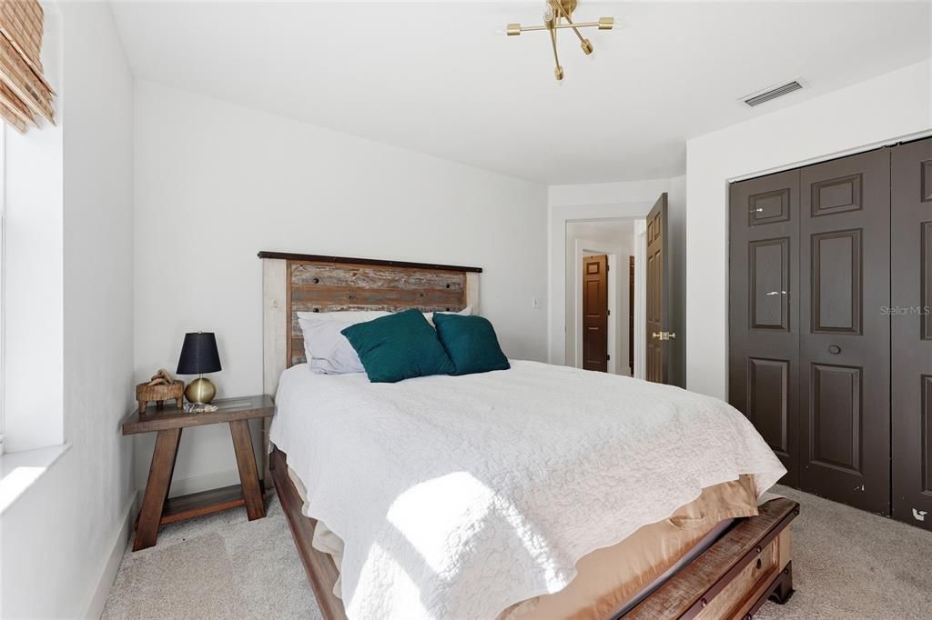 En Venta: $859,000 (6 camas, 3 baños, 2852 Pies cuadrados)