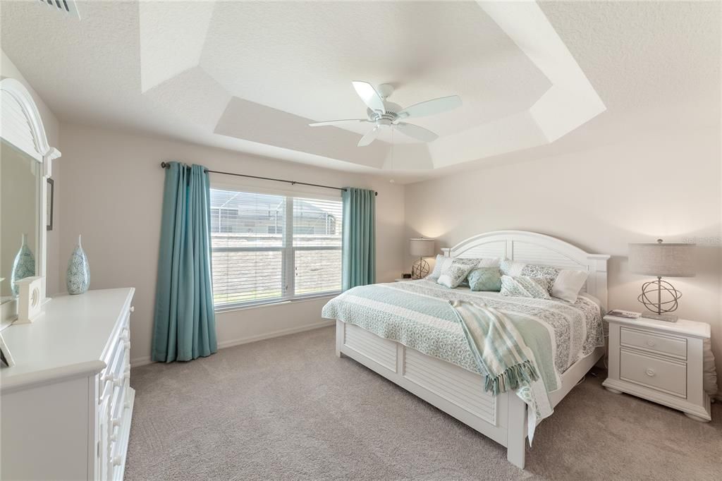 На продажу: $379,000 (3 спален, 2 ванн, 1604 Квадратных фут)