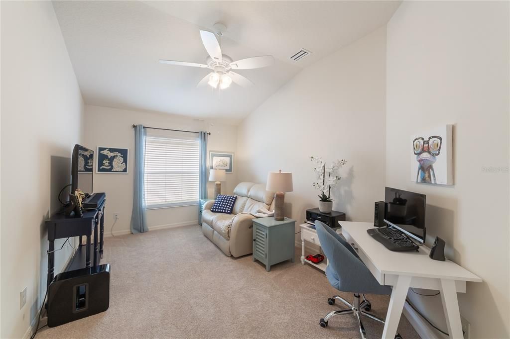 На продажу: $379,000 (3 спален, 2 ванн, 1604 Квадратных фут)