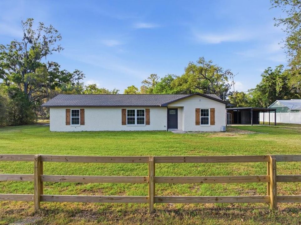 Recently Sold: $529,900 (3 beds, 2 baths, 1452 Square Feet)